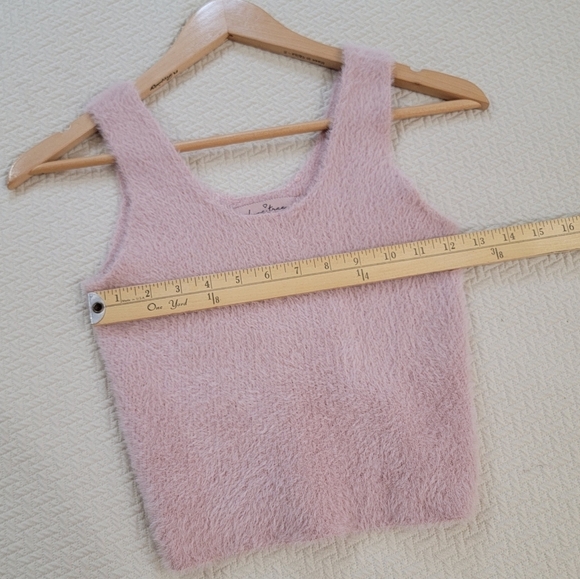Love Tree Pink Fuzzy Sleeveless Top Size Small - Picture 7 of 12